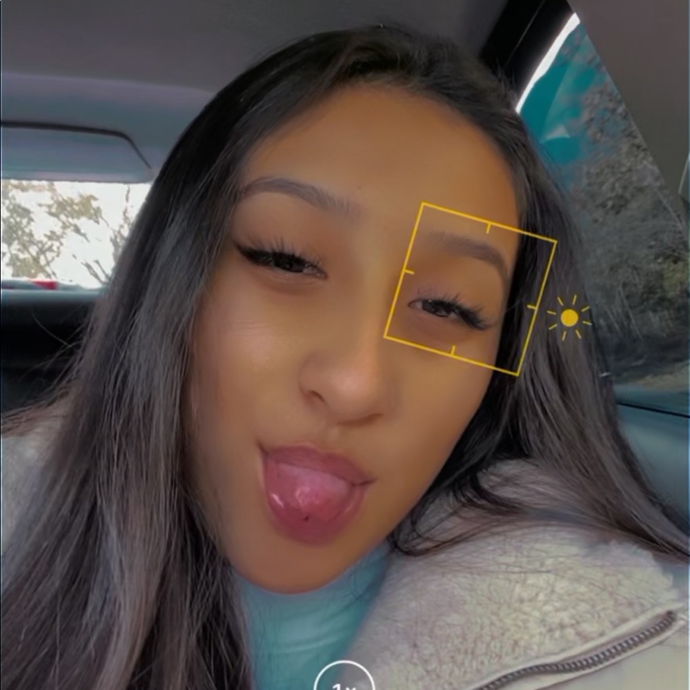 Meet your Posher, Yehannys